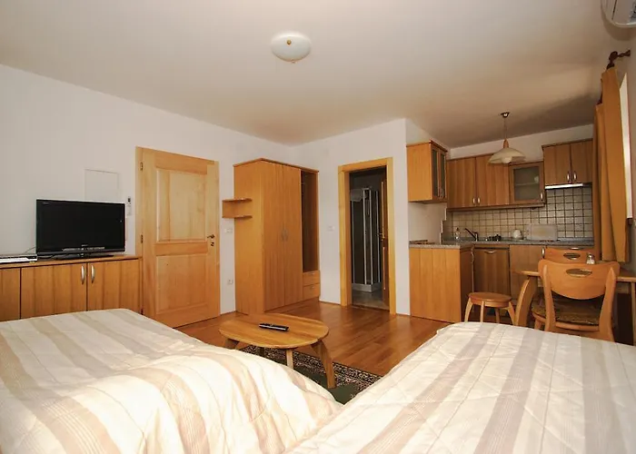 Bivanje na kmetiji Janks *