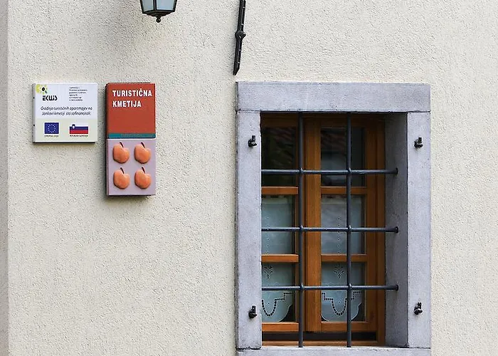 Bivanje na kmetiji Janks *